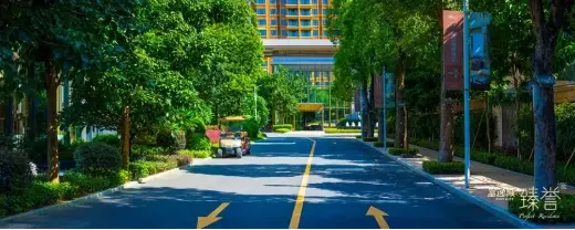 【富逸城•臻誉】臻装收楼圆满成功，金秋新品99m2三房惊艳全城 国庆黄金周期间，富逸城•臻誉第4幢